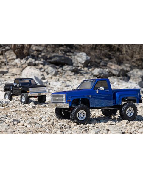 Axial 1/10 SCX10III Base Camp 1982 Chevy K10 4X4 RTR